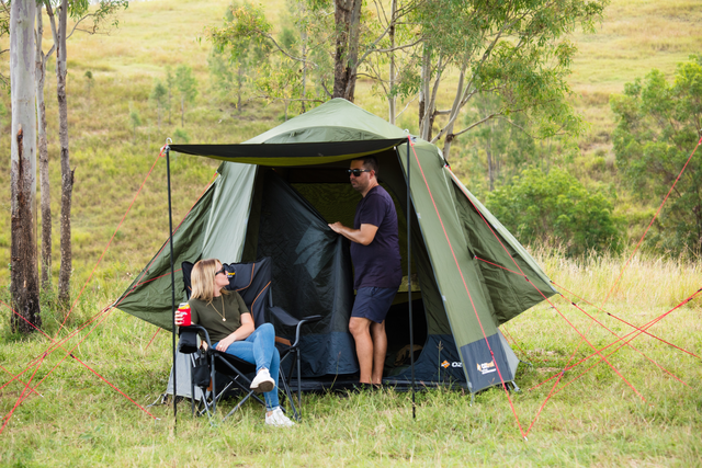 OZtrail Fast Frame 4P Tent